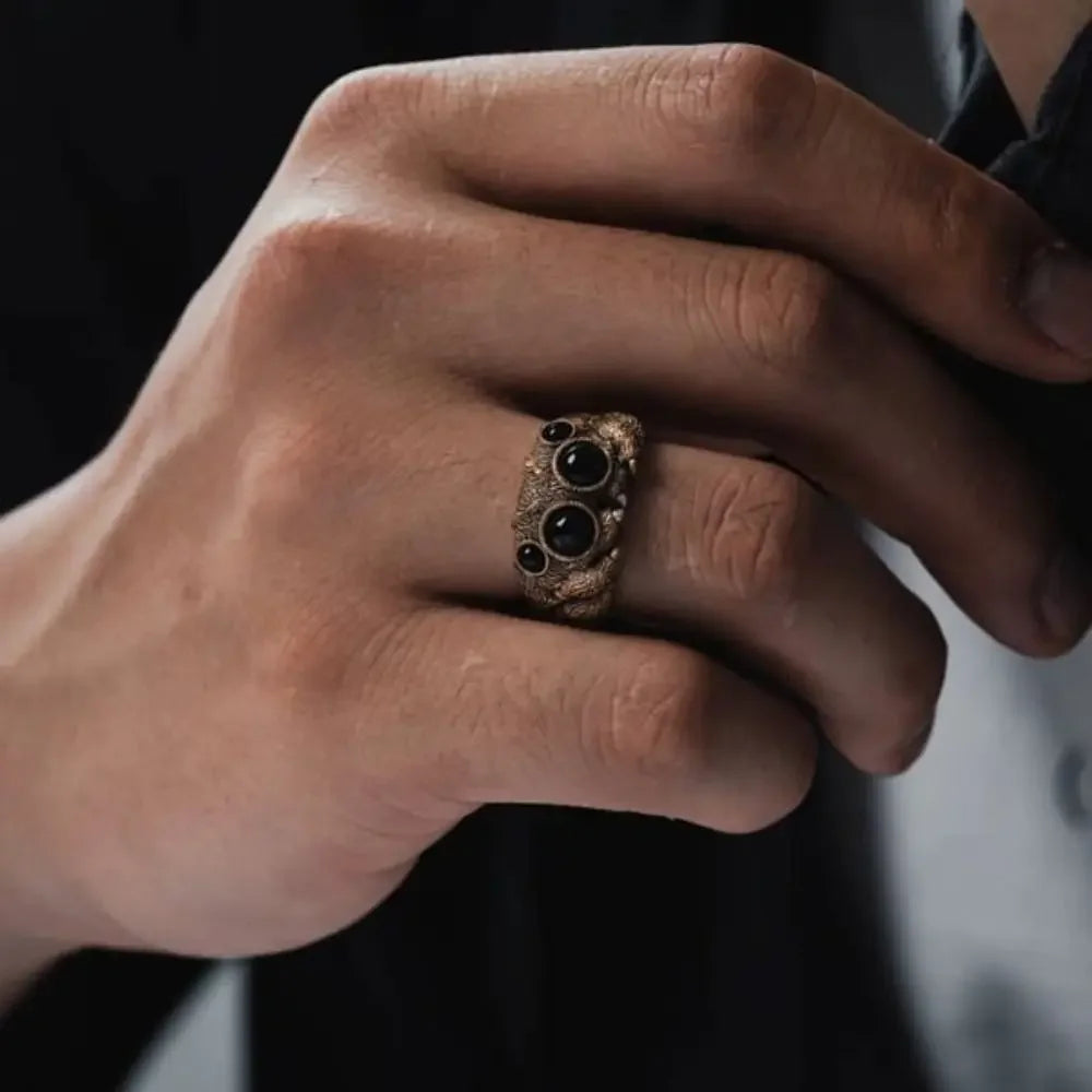 Darkfang Ring